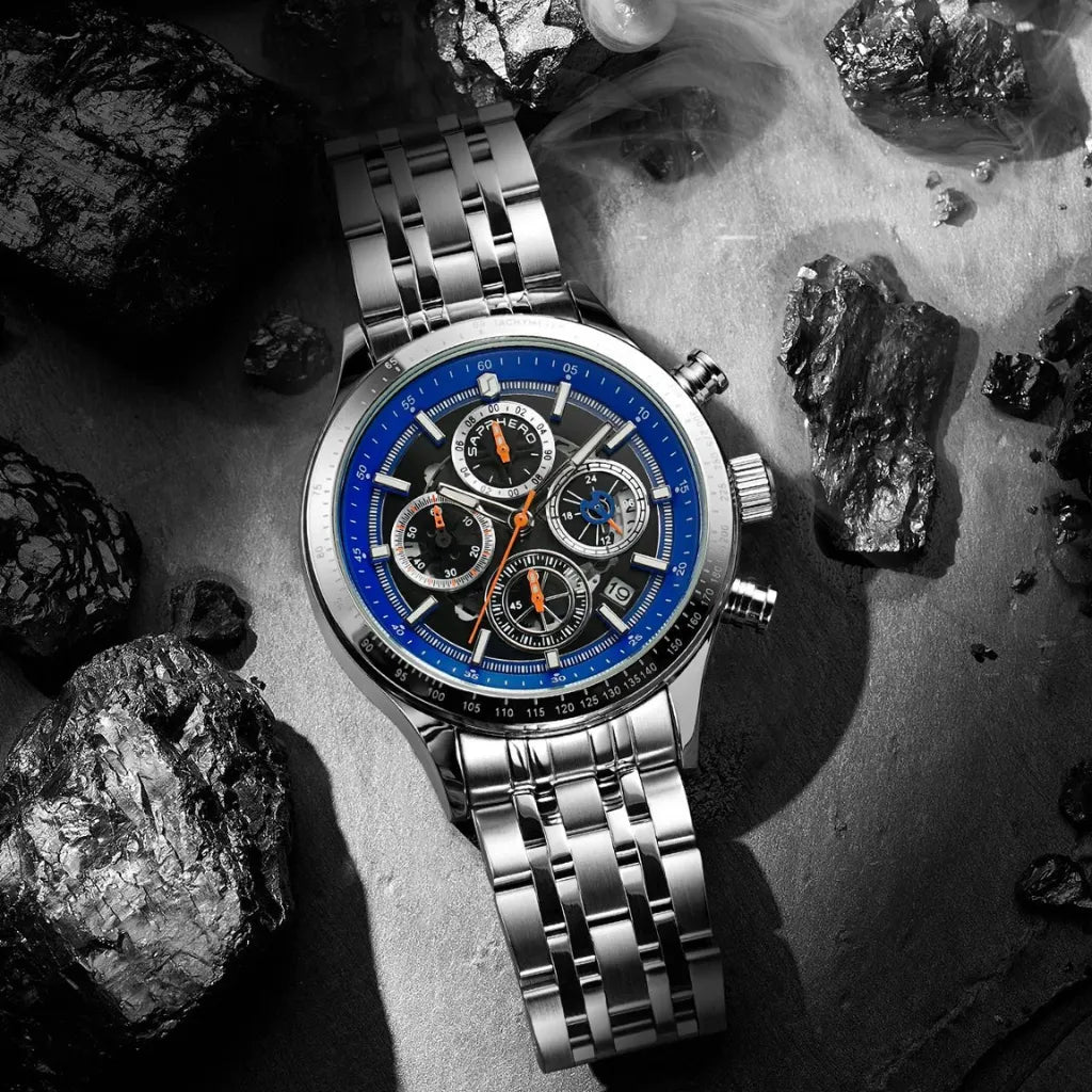 Relógios-Masculino-Sapphero-Magnus-Silver-Blue-no-chao-em-volta-de-pedras