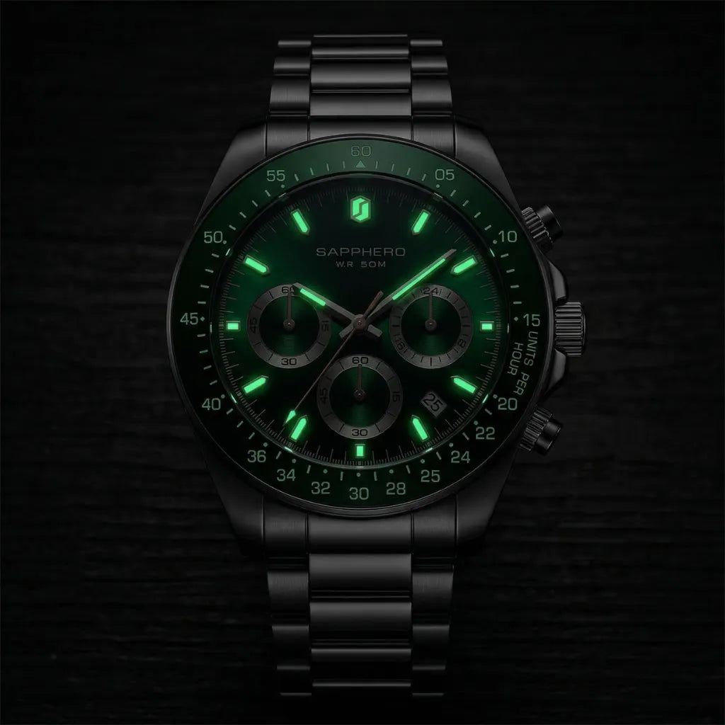 Relógio-Masculino-Sapphero-Imperium-Silver-Green-no-escuro-com-os-poneiros-neos